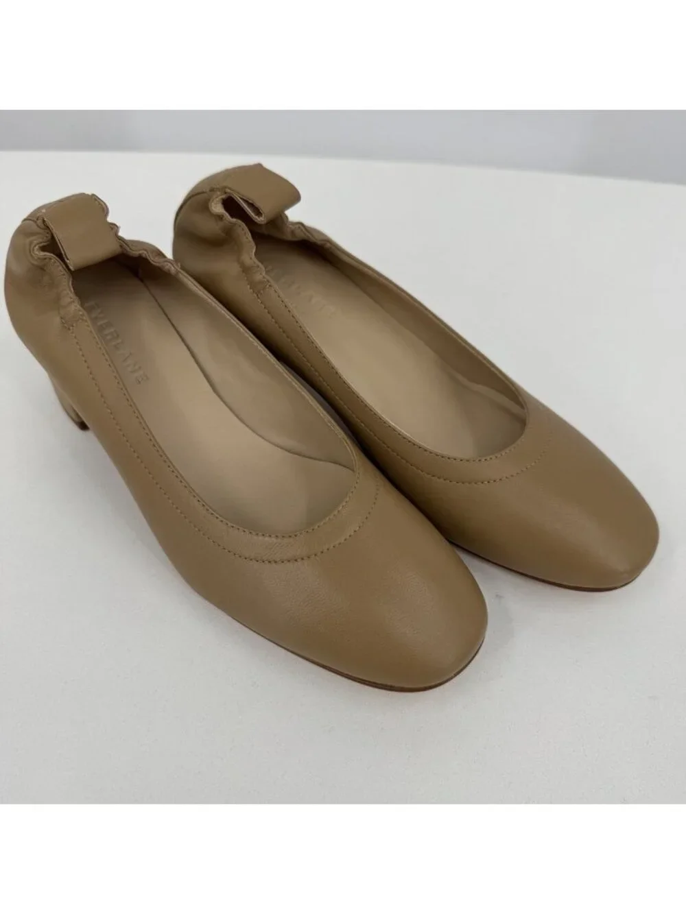 Everlane Italian Leather Day Heel Light Taupe 5.5 Women's Elastic Back Comfort